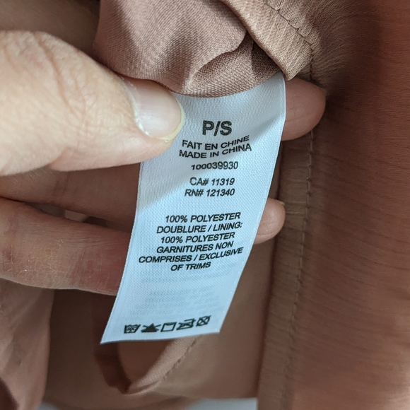 DYNAMITE New with Tags Blush/Rose Smocked Halter Top Size Small S - Picture 7 of 9